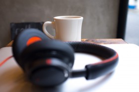 海外华人选VPN，实测稳定低延迟更重要，回国线路怎么挑？